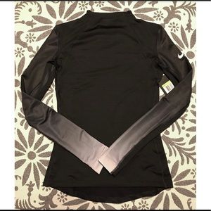 Nike Pro HyperWarm training top